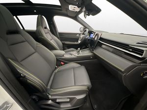 Lynk & Co 01 bild 24