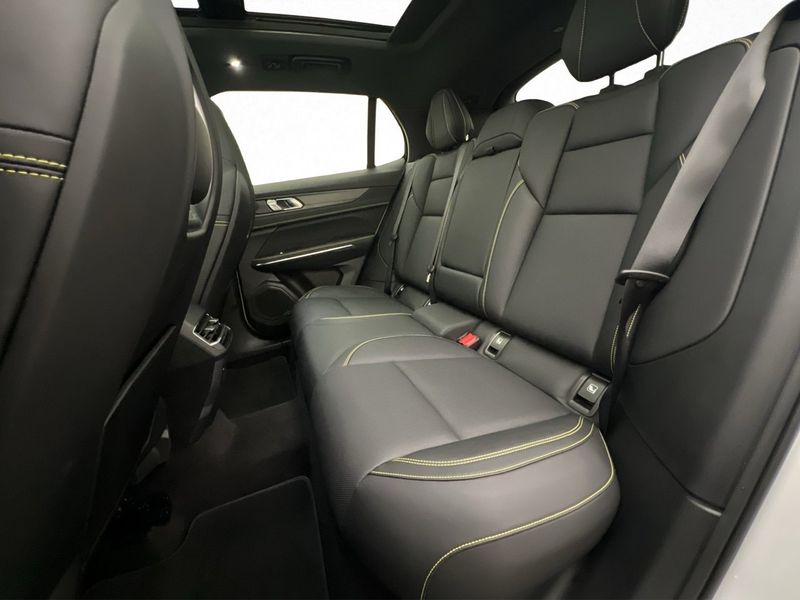Lynk & Co 01 bild 26