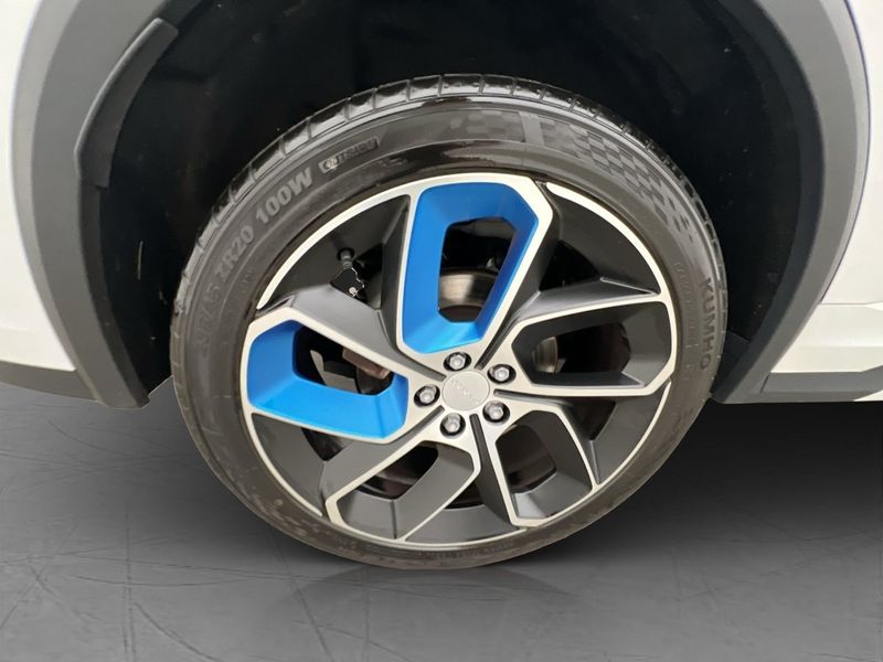 Lynk & Co 01 bild 31