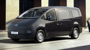 Hyundai Staria bild 1