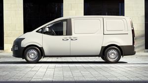 Hyundai Staria bild 3