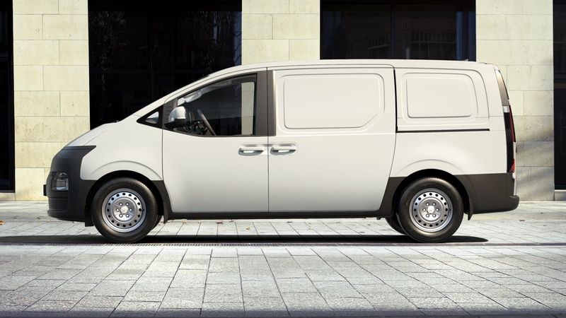 Hyundai Staria bild 3