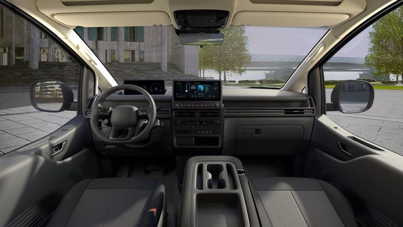 Hyundai Staria bild 9