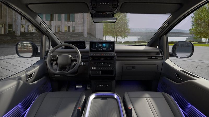 Hyundai Staria bild 5