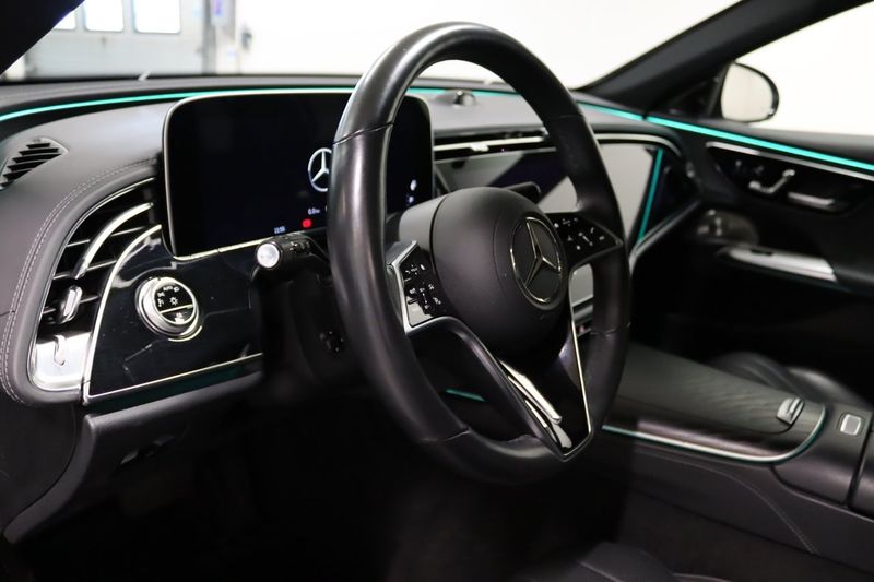 Mercedes E300 bild 23