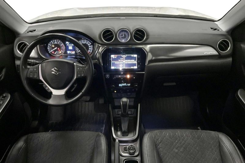 Suzuki Vitara bild 6