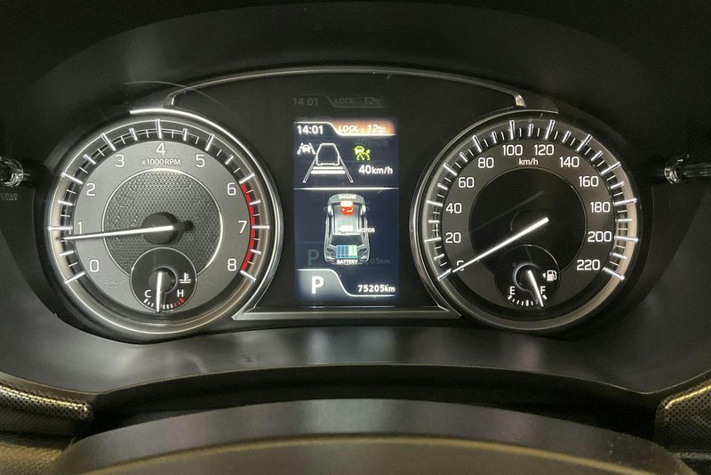 Suzuki Vitara bild 11