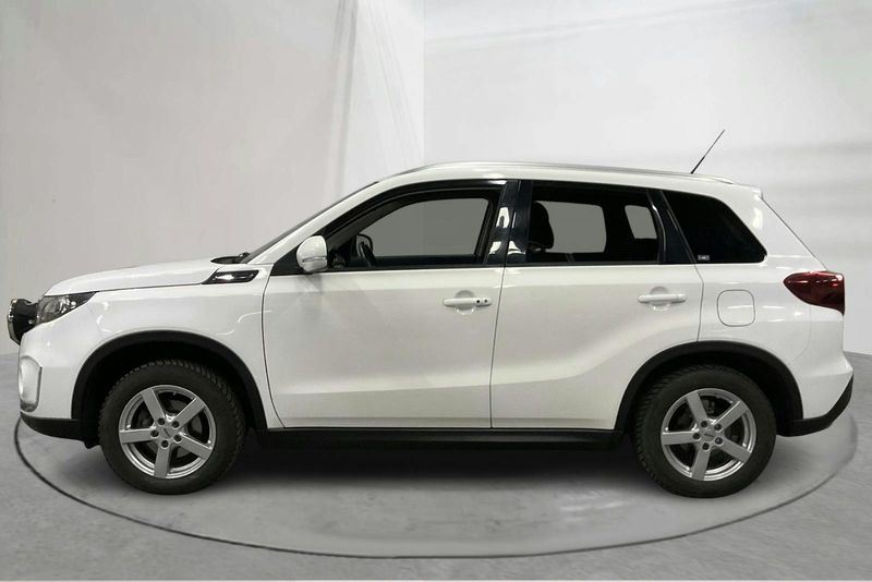 Suzuki Vitara bild 2
