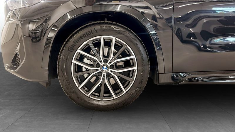BMW X1 bild 9