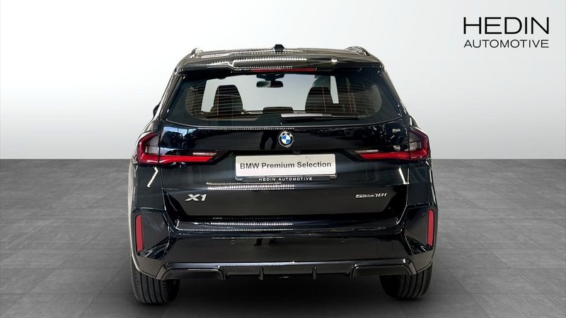 BMW X1 bild 7
