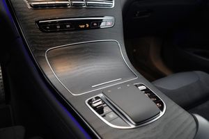 Mercedes GLC300 bild 11