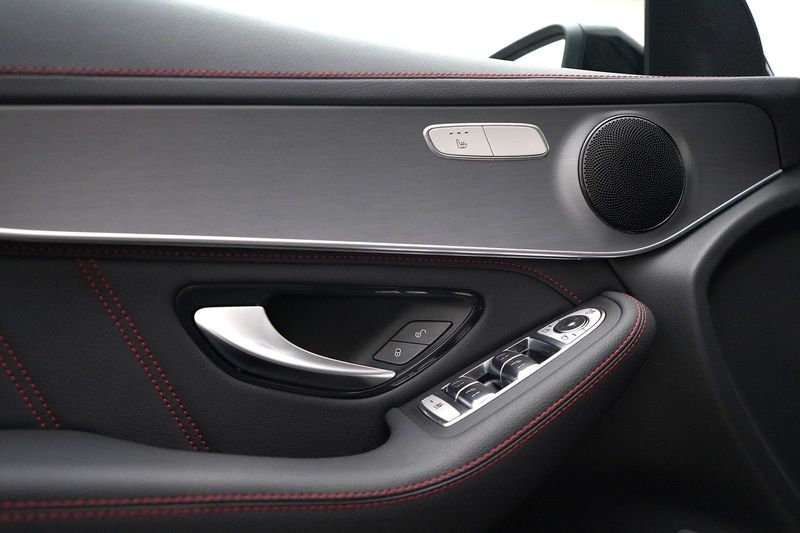 Mercedes GLC300 bild 8