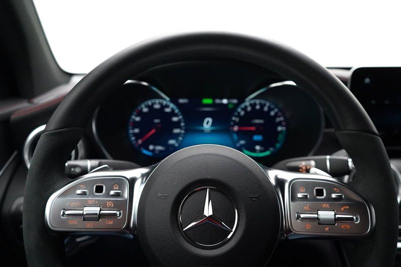 Mercedes GLC300 bild 9