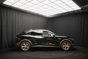 Ford Mustang Mach-E bild 6