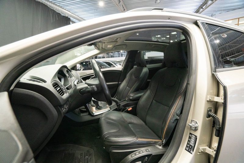 Volvo V40 bild 18