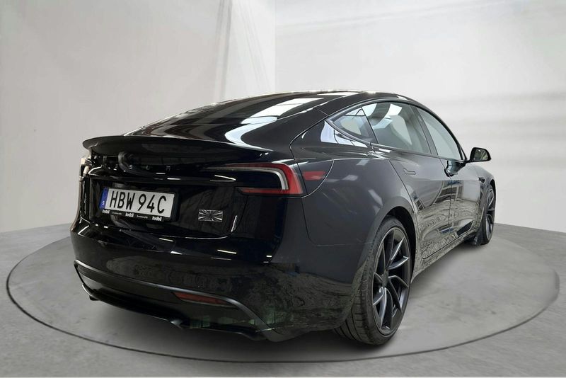 Tesla Model 3 bild 3