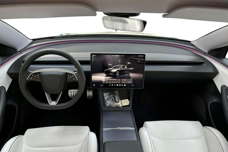 Tesla Model 3 bild 6