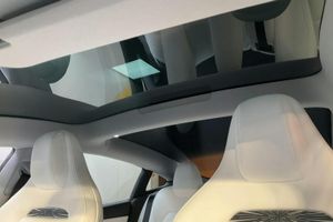 Tesla Model 3 bild 17