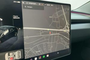 Tesla Model 3 bild 12