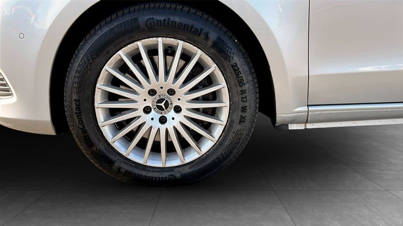 Mercedes V220 bild 9