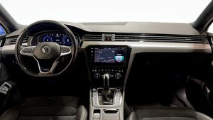 Volkswagen Passat bild 11