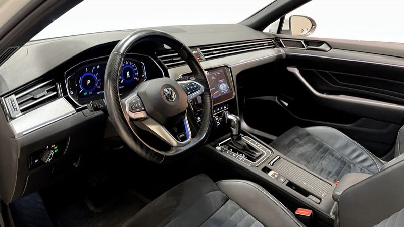 Volkswagen Passat bild 8