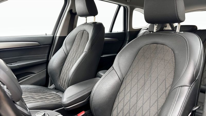 BMW X1 bild 8