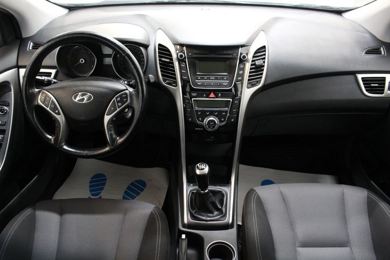 Hyundai i30 bild 11