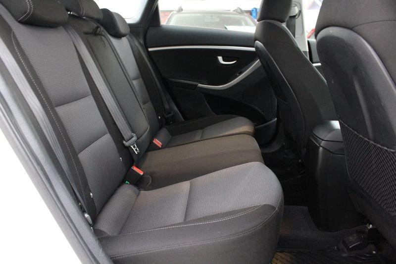Hyundai i30 bild 16