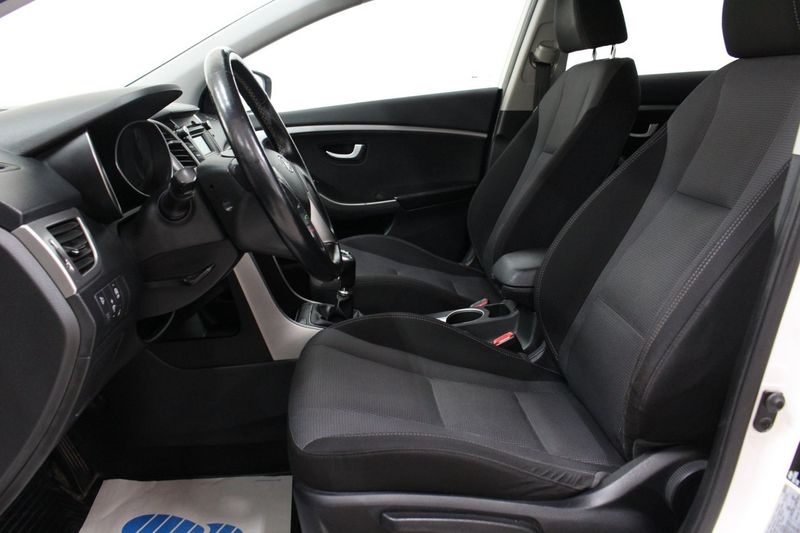 Hyundai i30 bild 13