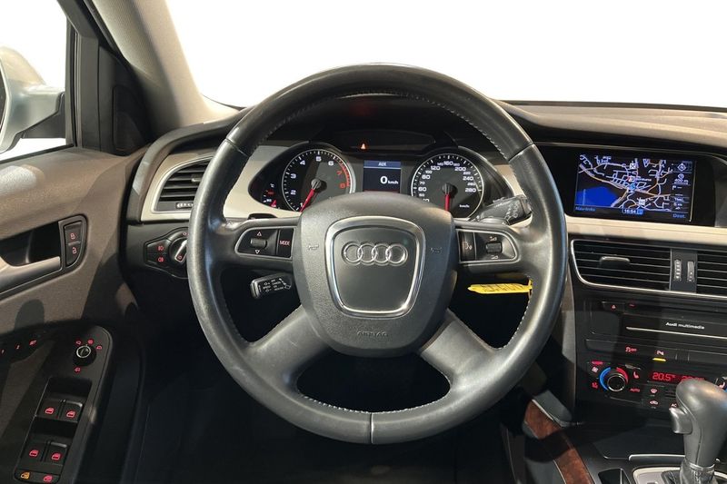 Audi A4 bild 13