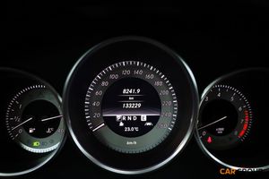 Mercedes CLS500 bild 16