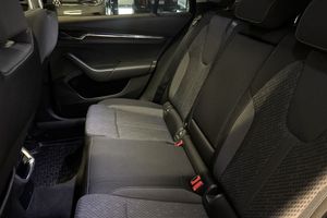 Skoda Octavia bild 12