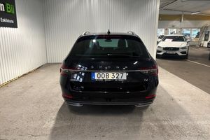 Skoda Superb bild 8