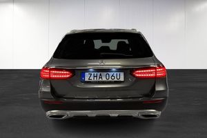 Mercedes E220 bild 6