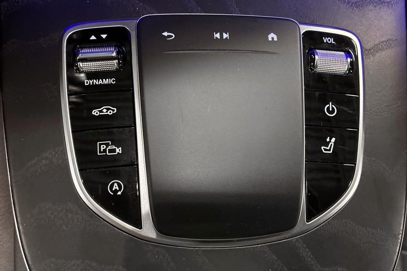 Mercedes E220 bild 18