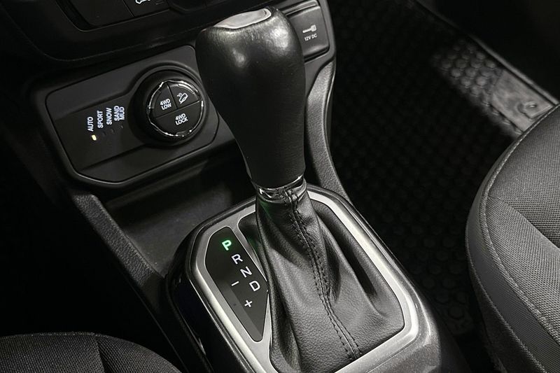 Jeep Renegade bild 12