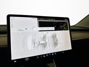 Tesla Model 3 bild 24