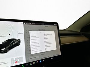 Tesla Model 3 bild 22