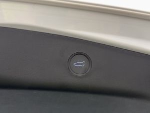 Tesla Model 3 bild 12