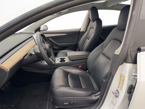 Tesla Model 3 bild 13