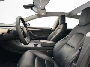 Tesla Model 3 bild 14