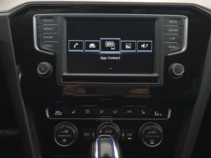 Volkswagen Passat bild 13