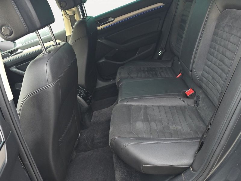 Volkswagen Passat bild 18