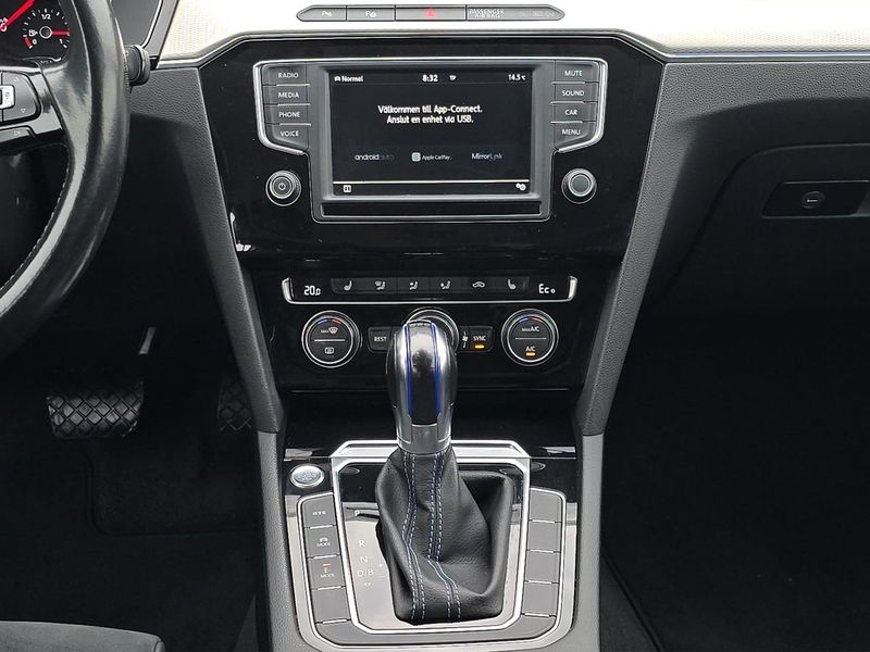 Volkswagen Passat bild 12