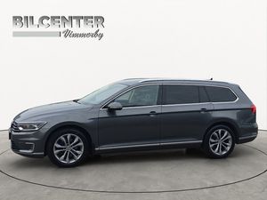 Volkswagen Passat bild 3