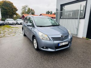 Toyota Verso bild 1