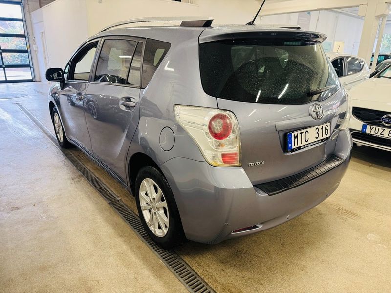 Toyota Verso bild 16