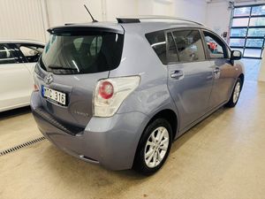 Toyota Verso bild 15