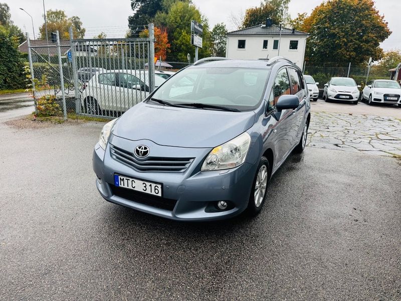 Toyota Verso bild 2